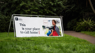 Accommodation banner